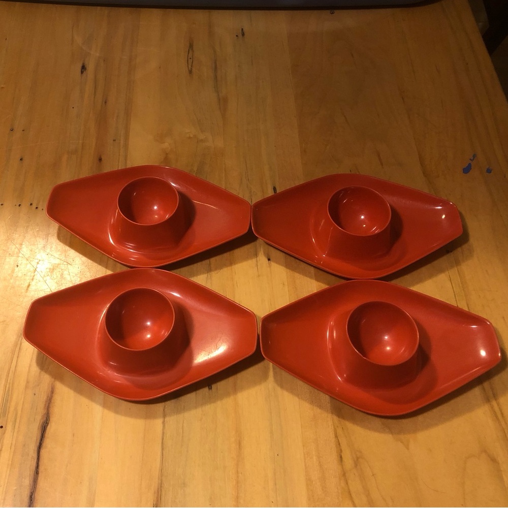 Kayser Orange Plastic Egg Cups (Set of 4)